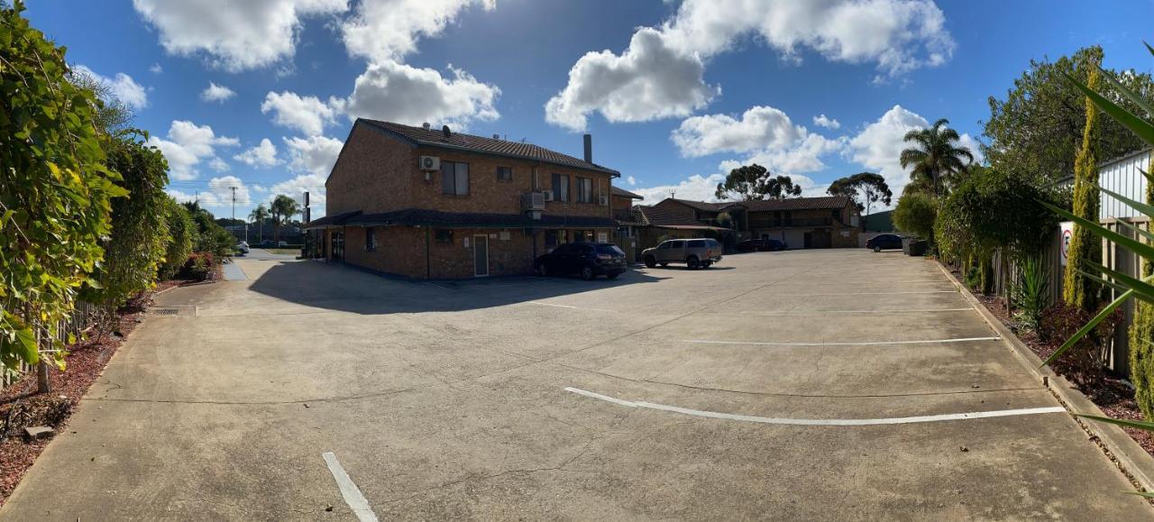 Pooraka Motor Inn Exterior foto