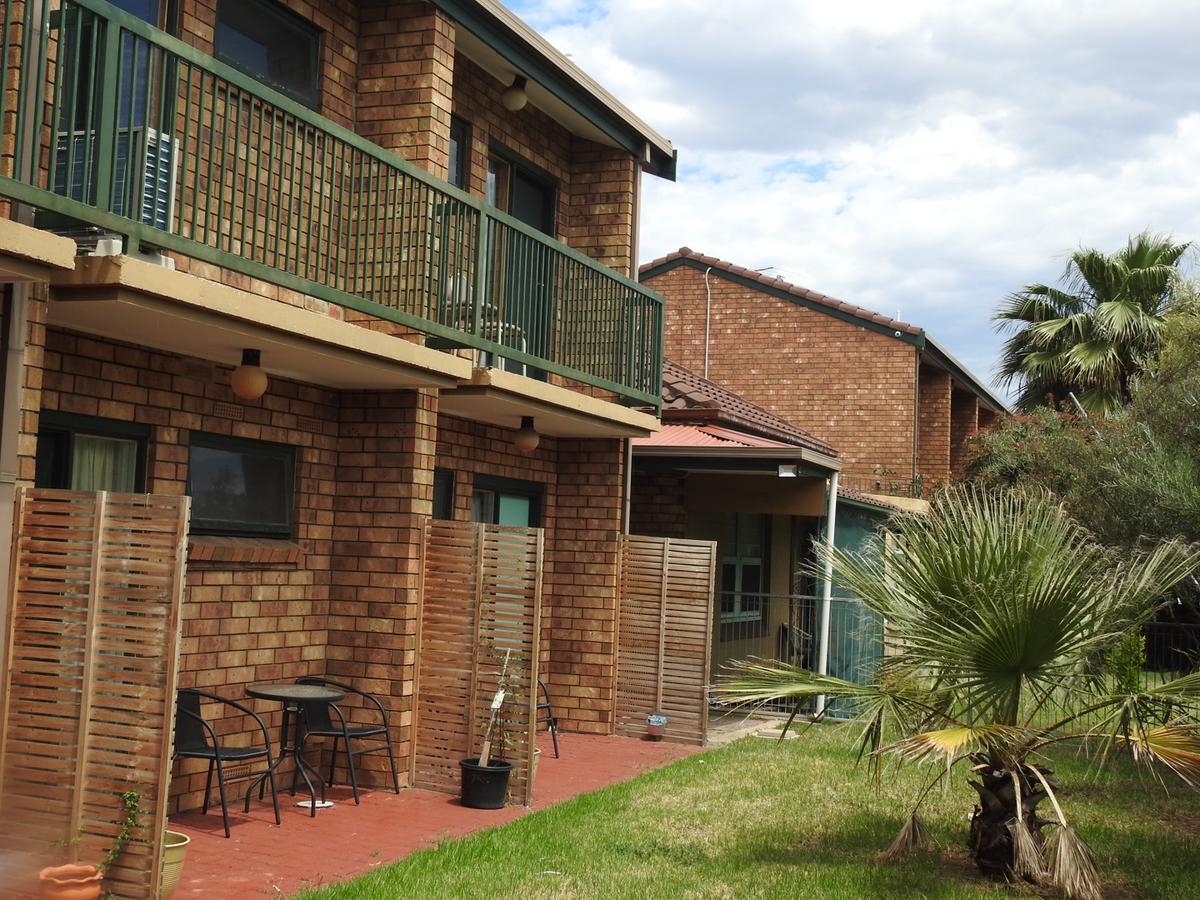 Pooraka Motor Inn Exterior foto